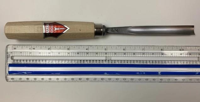 1650712 - Medium Gouge, Straight, #7, 12mm, bigfoot-carving-tools, Dastra, Gouge, Mallet